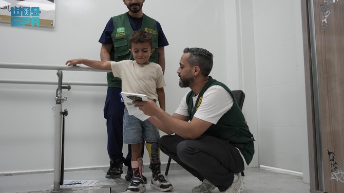 Read more about the article KSrelief provides prosthetic limbs to quake victims in Turkiye