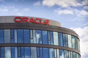 Read more about the article Oracle launches 2nd public cloud region in Saudi Arabia, bolstering the Kingdom’s AI economy